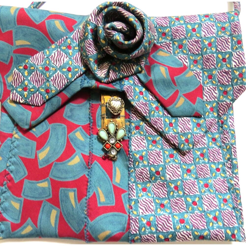 Upcycled Repurposed Shoulder Bag of silk neckties   EUC - Picture 3 of 8